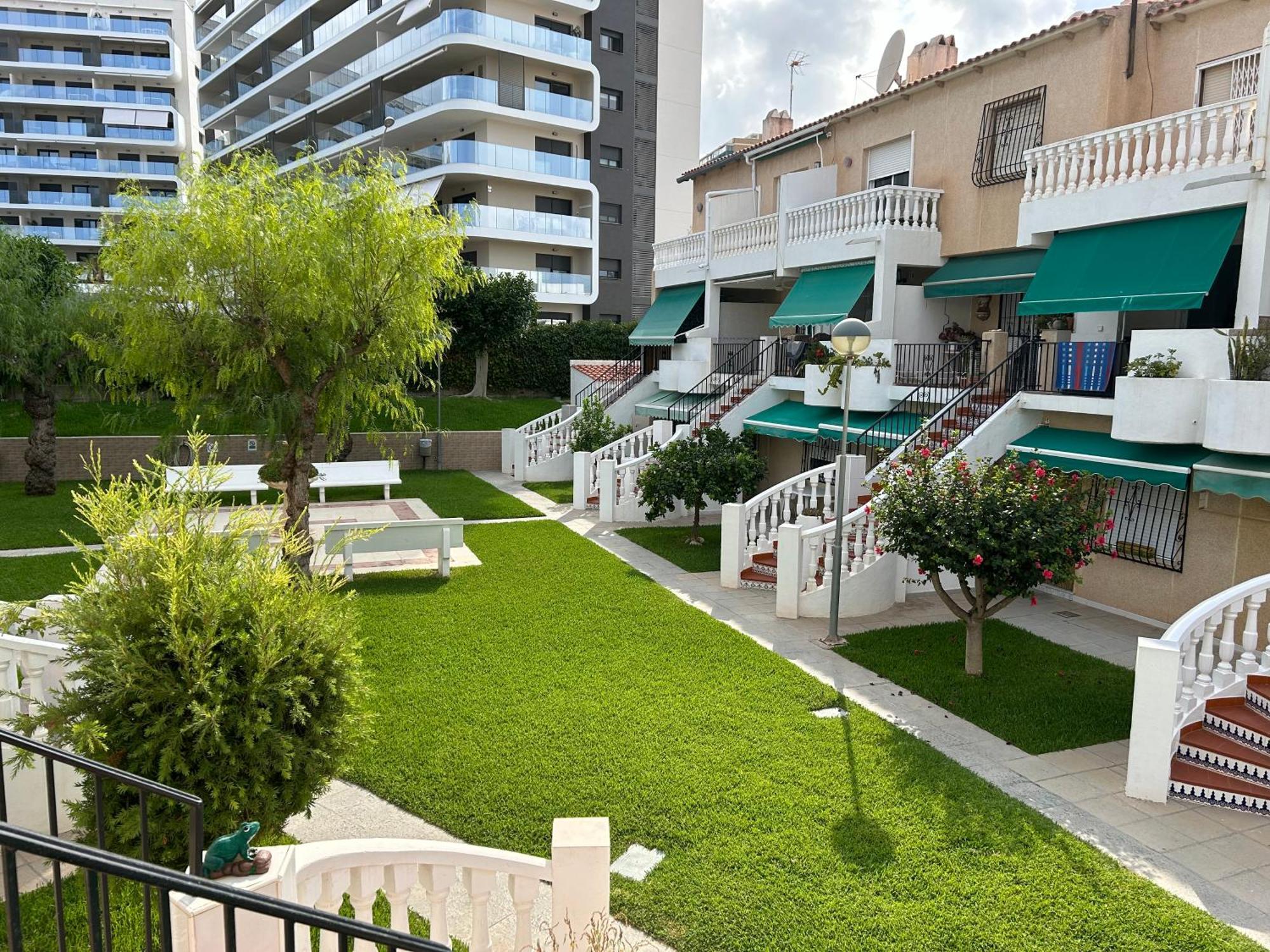 Bungalow "Sol Y Mar Ii" El Campello Exteriör bild